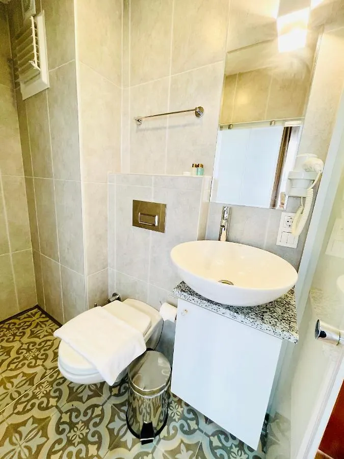Qonaq Hotel & Suites Istanbul