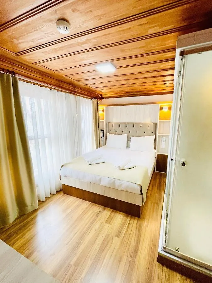Qonaq Hotel & Suites Istanbul