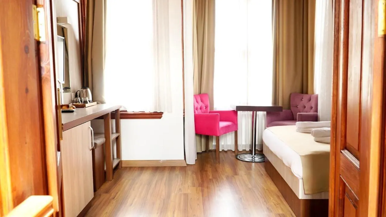 Qonaq Hotel & Suites Istanbul