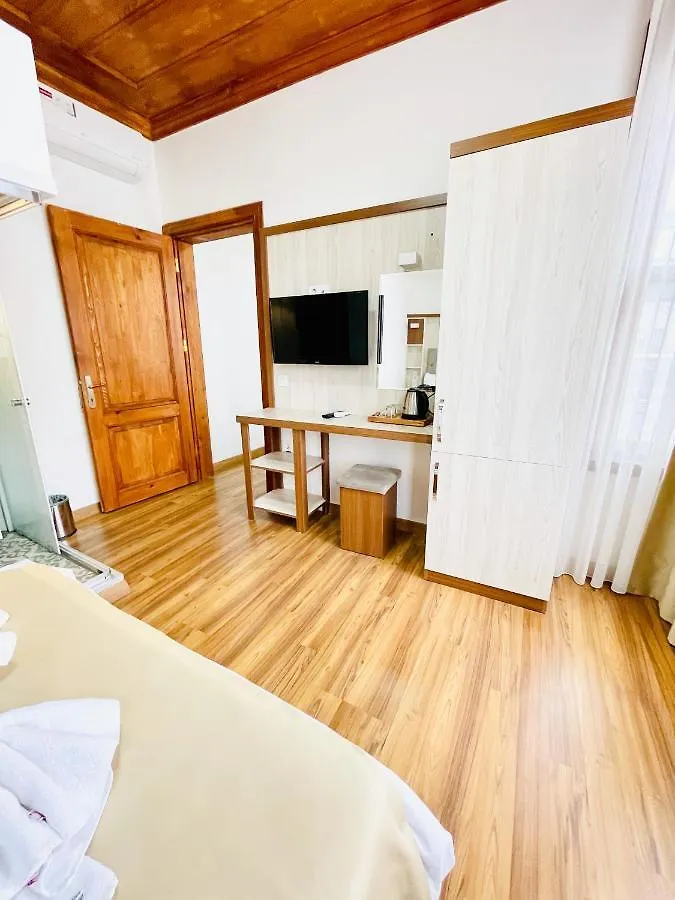 Qonaq Hotel & Suites Istanbul