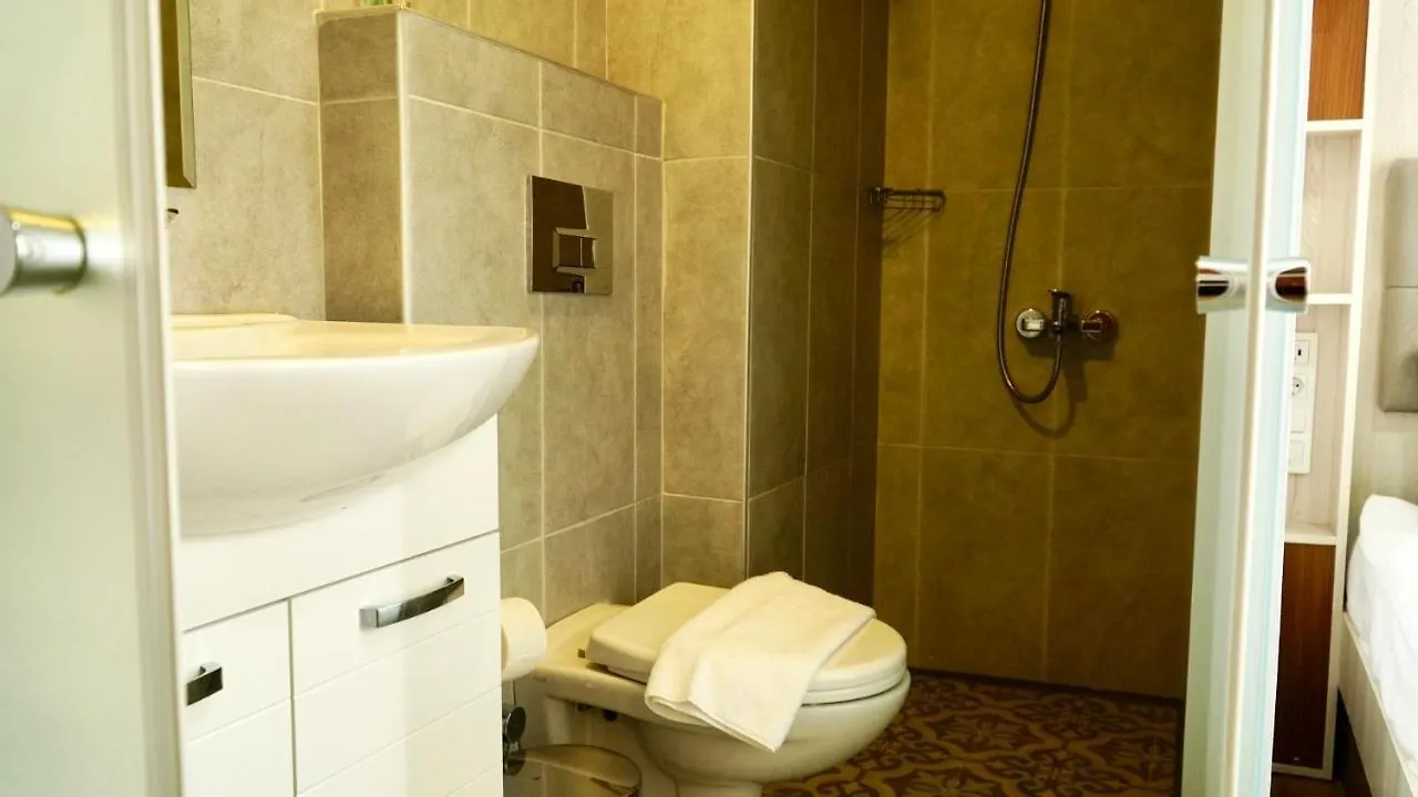 Qonaq Hotel & Suites Istanbul