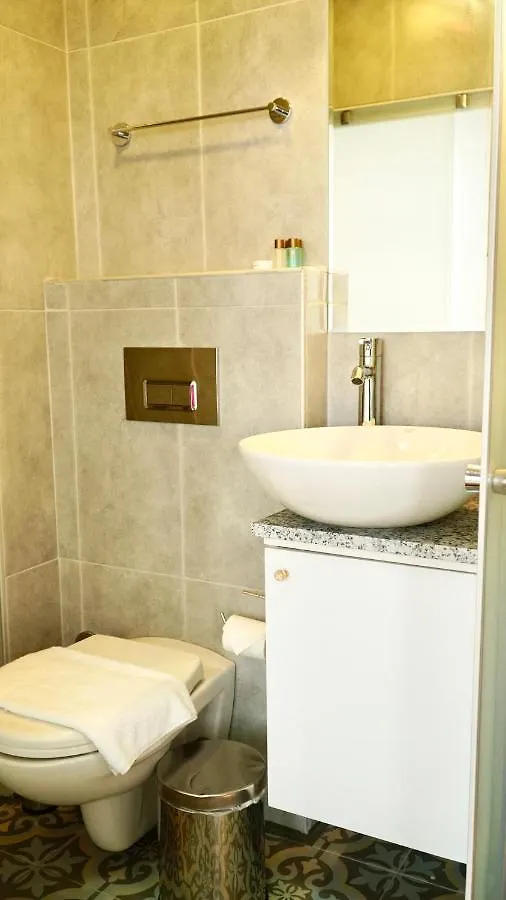 Qonaq Hotel & Suites Istanbul