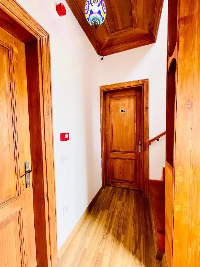 Qonaq Hotel & Suites Istanbul